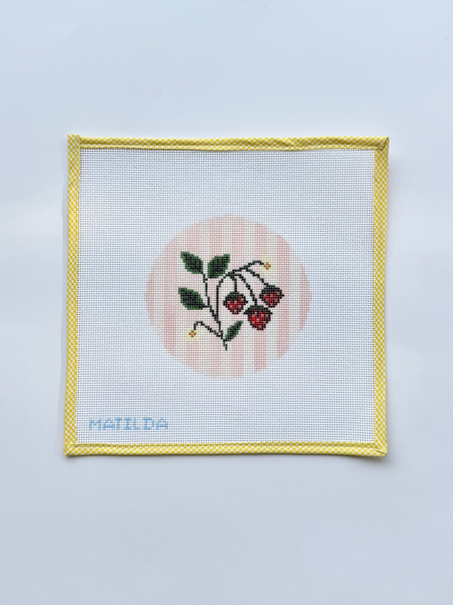 Pink Stripes Strawberries 13mesh round